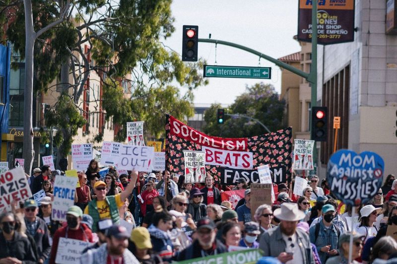FIGHT TRUMP'S REGIME