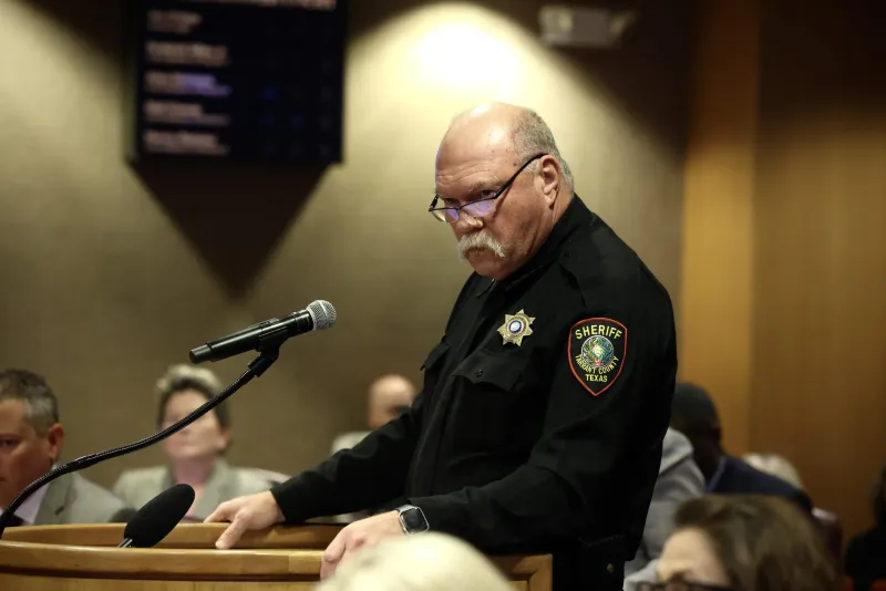 New rules would limit Tarrant County jail discussion, resident input at public meetings