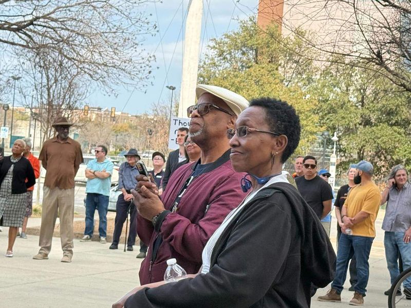 Families rally to raise awareness of Tarrant jail deaths, ‘pattern of neglect’